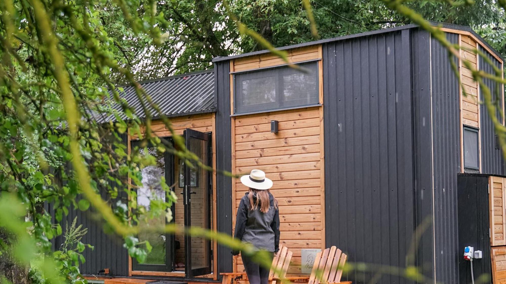 Lisi Grun Tiny House By Tiny Away Villa Sattledt Eksteriør bilde